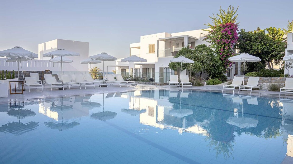 Maritimo Beach Hotel